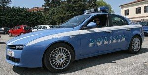 polizia volante auto