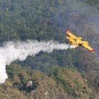 Incendio nella Valle Roveto, in corso operazioni di spegnimento (10)