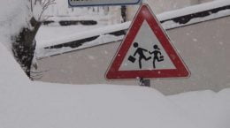 scuole chiuse a causa della neve