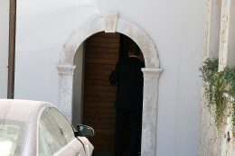 ingresso della casa di Del Turco, quello che fu ffotografato da Angelini