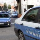 arresto della squadra anticrmine e della volante di polizia