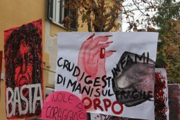 #noalfemminicidio manifestazione studenti ad Avezzano contro la violenza sulle donne (25)
