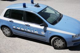 volante avezzano macchina polizia (2)