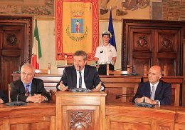 La-giunta-comunale-di-Avezzano-guidata-dal-sindaco-Di-Pangrazio con Boccia e De Angelis