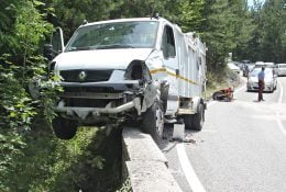 incidente con moto e camion