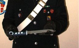 Coltello carabinieri