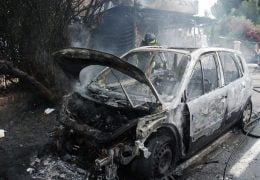 Renault Scenic incendio auto