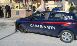 carabinieri auto