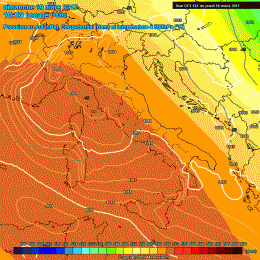 Il modello GFS mostra in figura la situazione a 500hpa, in cui si evidenzia i geopotenziali in rinforzo che garantiranno un tempo abbastanza buono salvo delle nubi alte e stratificate sul territorio Marsicano. Clima mite