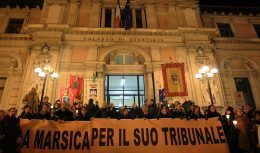 Fiaccolata contro la chiusura del tribunale di Avezzano (16)
