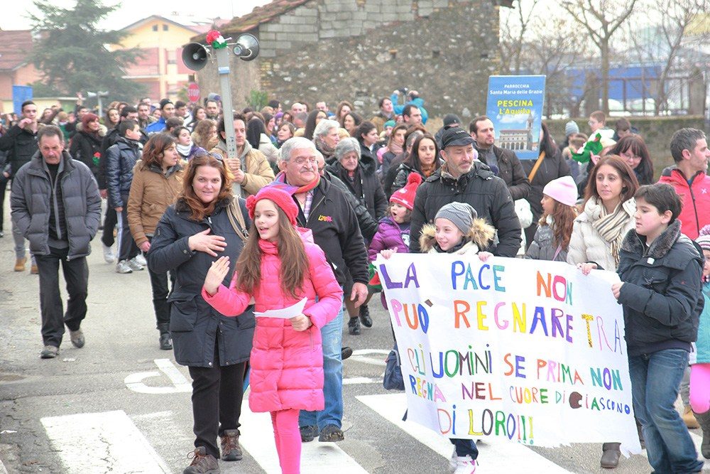 Festa della pace ad Avezzano, dal carcere si marcia per le vie della città (21)