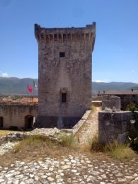 castello Ortucchio